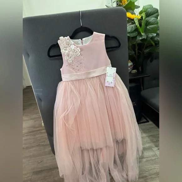 FINAL SALE✨
PINK GIRLS Elegant Pink Kids Dress - Picture 4 of 10